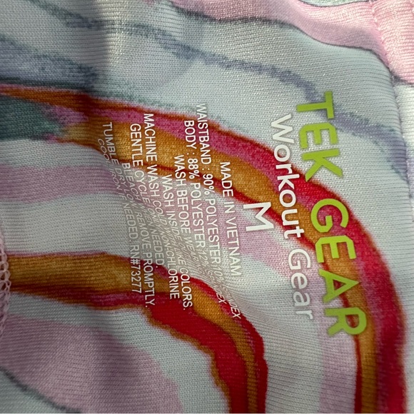 Tell Gear bicycle shorts size medium pink and white - Picture 3 of 3